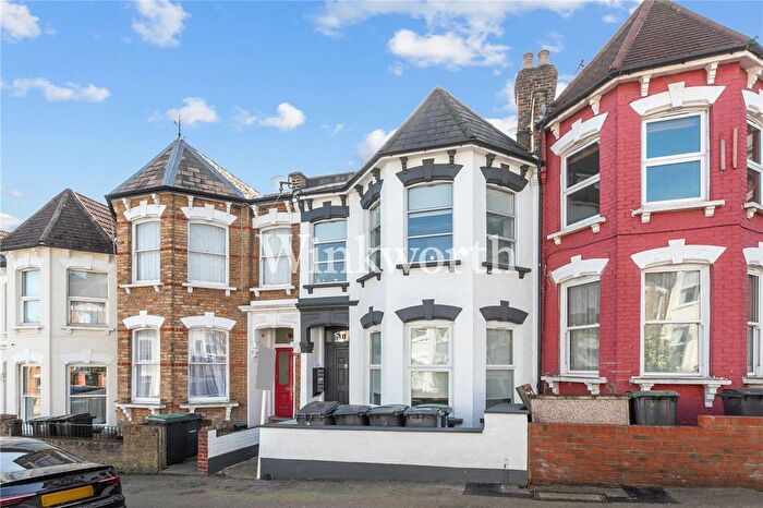 Studio To Rent In Duckett Road, London, N4