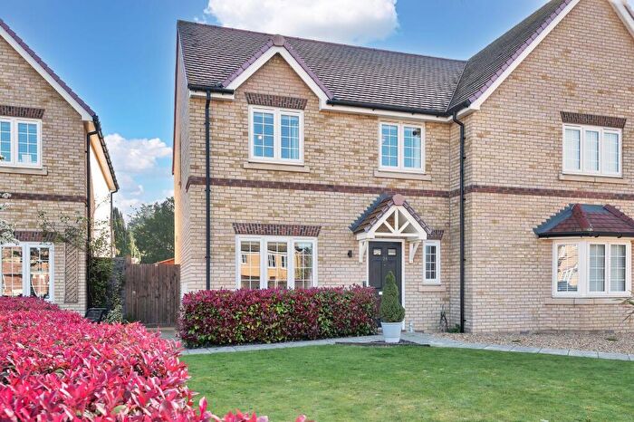 3 Bedroom Semi Detached House For Sale In Robinson Gardens, Bassingbourn, SG8