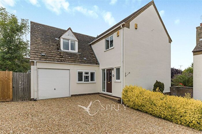 4 Bedroom Detached House For Sale In Wansford Road, Elton, Northamptonshire, PE8