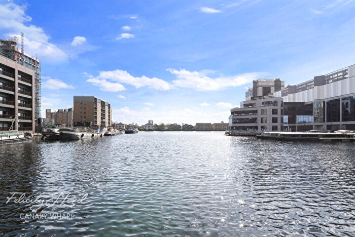 2 Bedroom Apartment For Sale In Aegon House, Lanark Square, London, E14