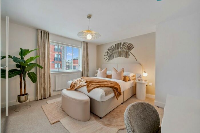 2 Bedroom Apartment To Rent In Conway Street, Birkenhead, Wirral, Merseyside, CH41