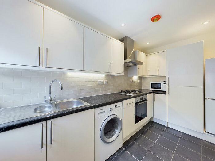 1 Bedroom Terraced Bungalow To Rent In Lakeside Close, Ruislip, HA4