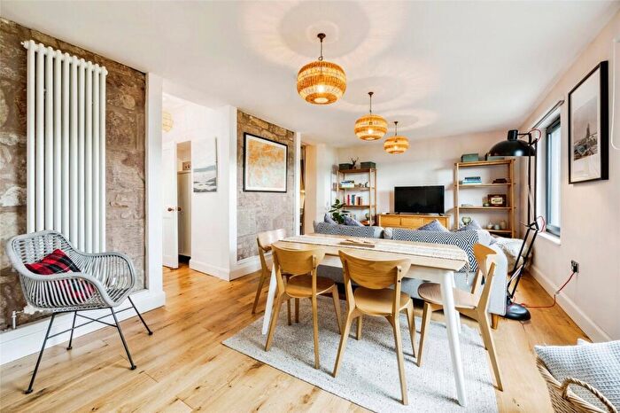 2 Bedroom Detached House For Sale In Rosneath, Helensburgh, Argyll And Bute, G84