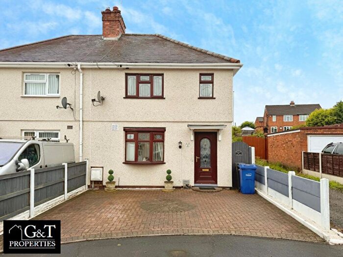 3 Bedroom Semi-Detached House For Sale In Blewitt Street, Brierley Hill, DY5