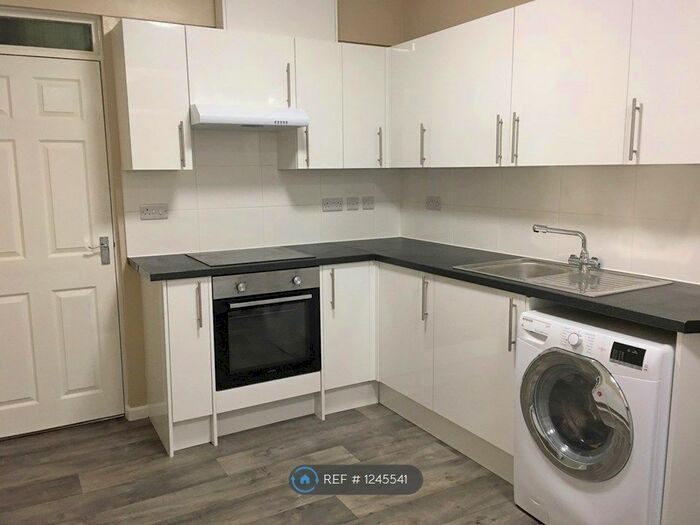 5 Bedroom Terraced House To Rent In Stokes Croft, Bristol BS1