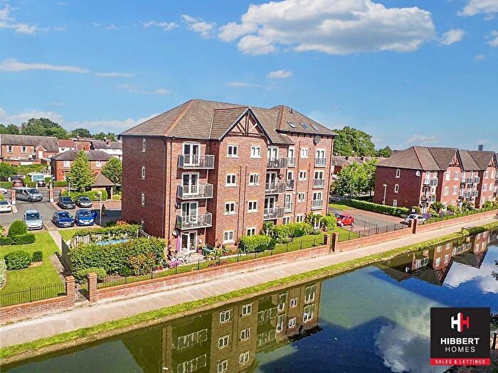 2 Bedroom Apartment To Rent In Waterside, Sale, M33