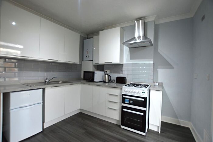 1 Bedroom Flat To Rent In Elthorne Avenue, Hanwell, W7