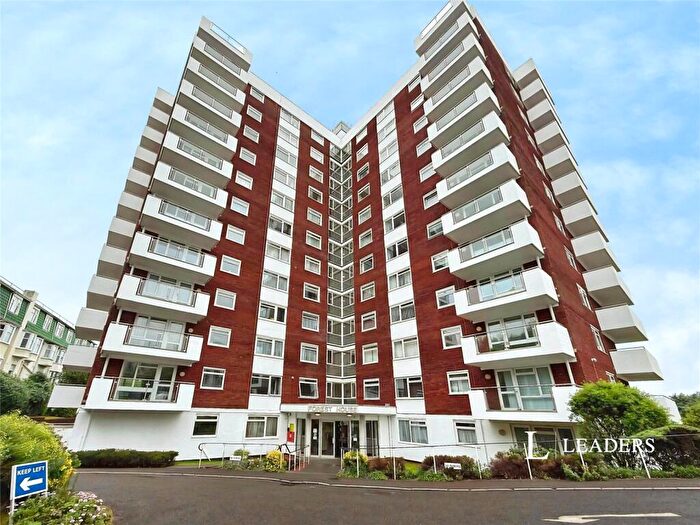 3 Bedroom Flat To Rent In Russell Cotes Road, Bournemouth, Dorset, BH1