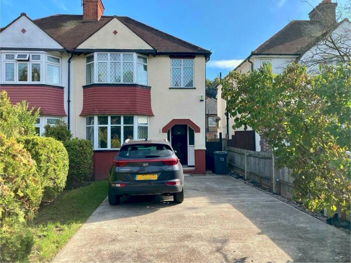 3 Bedroom Semi-Detached House To Rent In Whytecliffe Road North, Purley, CR8