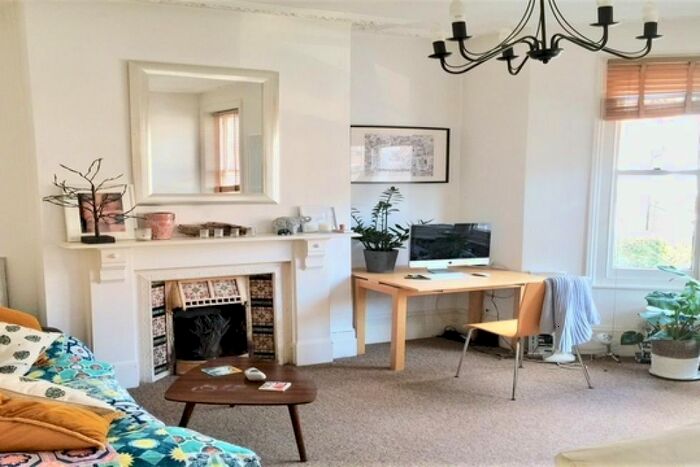 1 Bedroom Flat To Rent In Mackeson Road, London, NW3