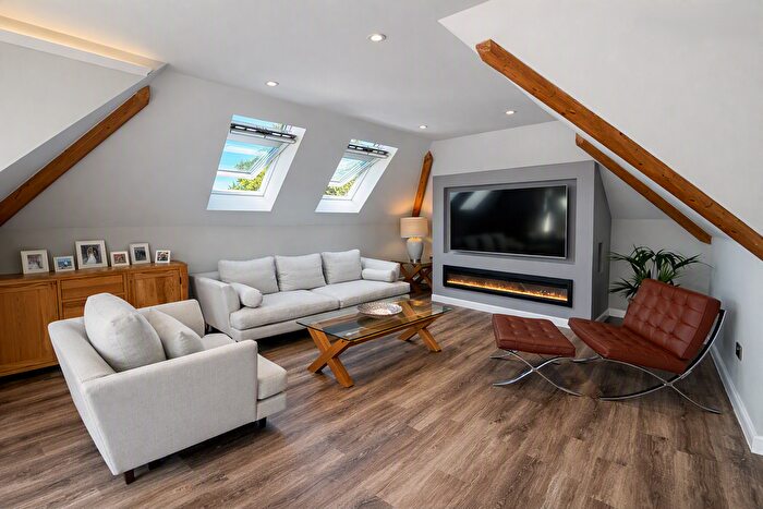 2 Bedroom Flat To Rent In Joels Court, Nottingham, NG13