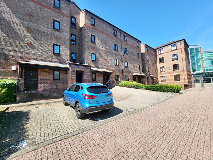 1 Bedroom Flat To Rent In Tiffany Court, Redcliff Mead Lane, Bristol, BS1