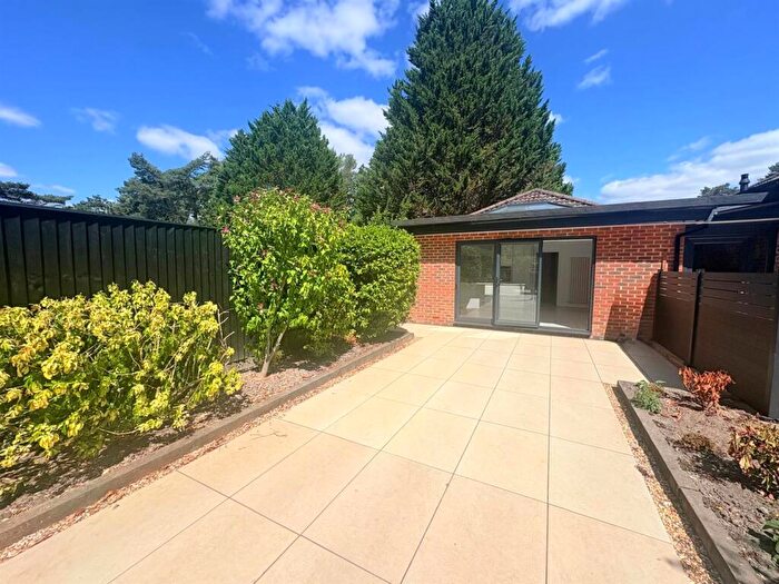 1 Bedroom House To Rent In Boundary Lane, St. Leonards, Ringwood, BH24