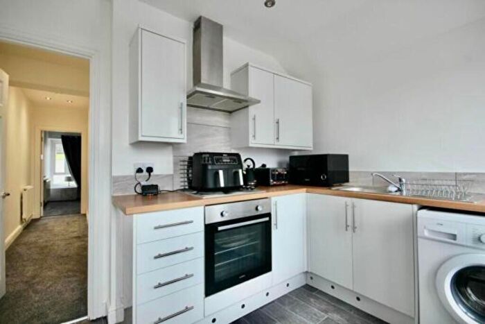 1 Bedroom Flat To Rent In B High Street, Blackwood, Caerphilly, NP12