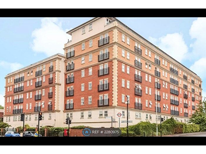 2 Bedroom Flat To Rent In Kings Lodge, Ruislip, HA4