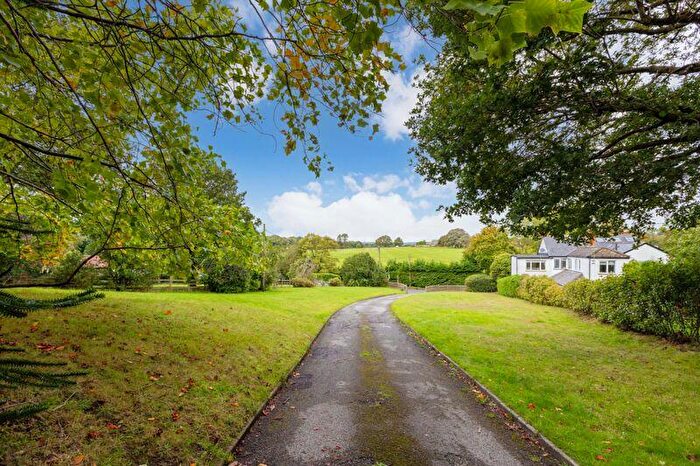 6 Bedroom Detached House For Sale In Broadway Road, Windlesham, GU20