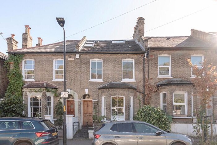 4 Bedroom Terraced House For Sale In Choumert Road, Peckham Rye, SE15