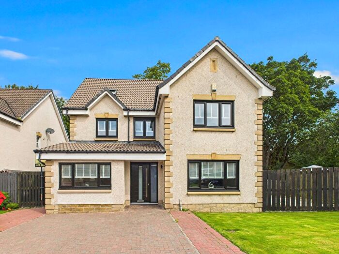 6 Bedroom Detached House For Sale In Tenant Wynd, Bellshill, ML4