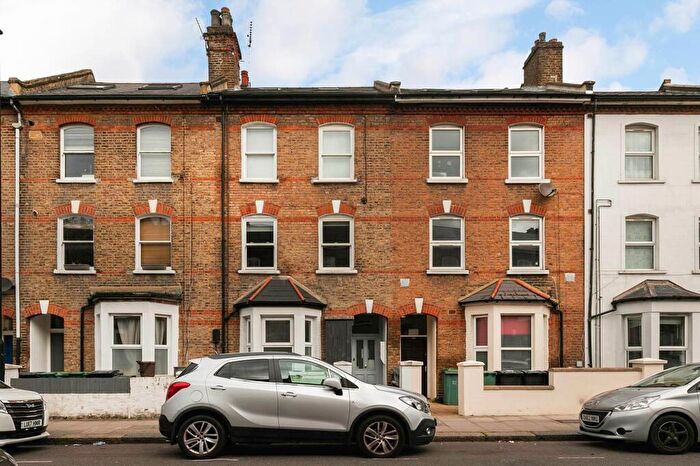 2 Bedroom Flat To Rent In Loveridge Road, London, (Inclusive Of Council Tax And Water), NW6
