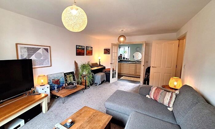 2 Bedroom Flat For Sale In Phoenix Way, Stowmarket, Suffolk, IP14