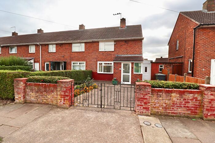2 Bedroom End Terrace House For Sale In Nocton Drive, Lincoln, LN2