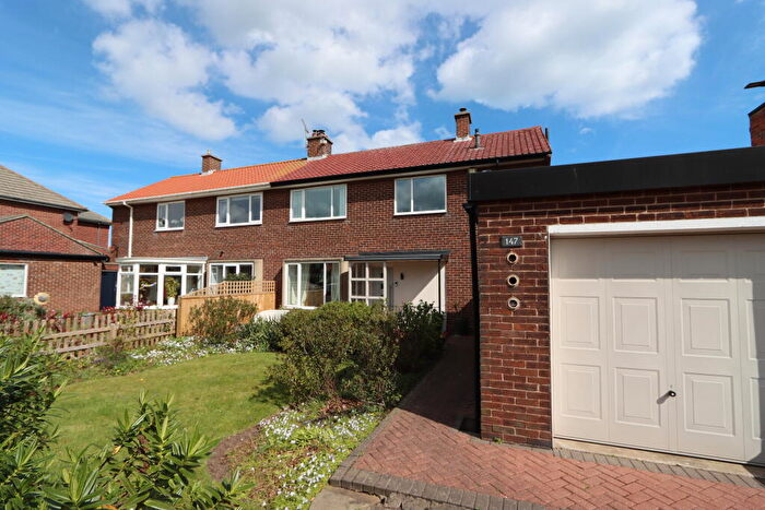 3 Bedroom Semi-Detached House For Sale In The Broadway, Tynemouth, Tyne And Wear, NE30