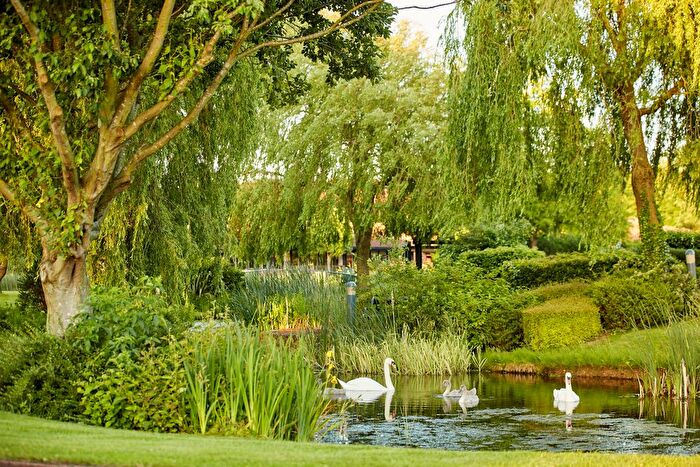 2 Bedroom Flat For Sale In Caldecotte Lake Drive, Caldecotte, Milton Keynes, MK7