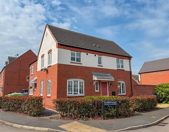 3 Bedroom Property To Rent In Alcott Close, Warwick, CV34