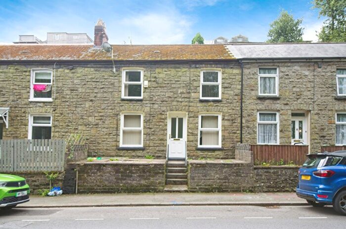 2 Bedroom Terraced House For Sale In East Road, Tylorstown, Ferndale, CF43