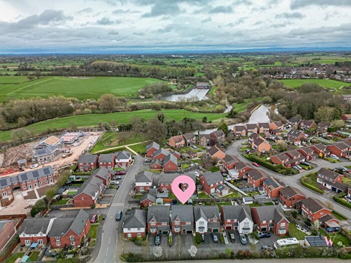 4 Bedroom Detached House For Sale In Croxton Lane, Middlewich, CW10