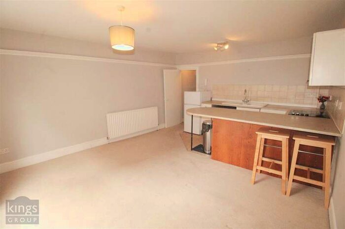 1 Bedroom Studio Flat To Rent In Honey Lane, Hertford, SG14