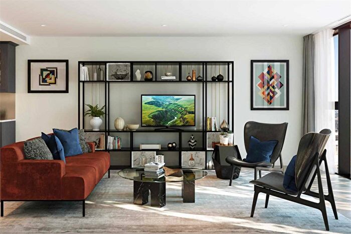 3 Bedroom Apartment To Rent In Saffron Wharf, Merino Gardens, E1W