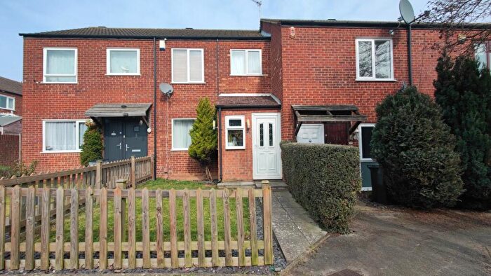 3 Bedroom Terraced House For Sale In Apsledene, Gravesend, Kent, DA12
