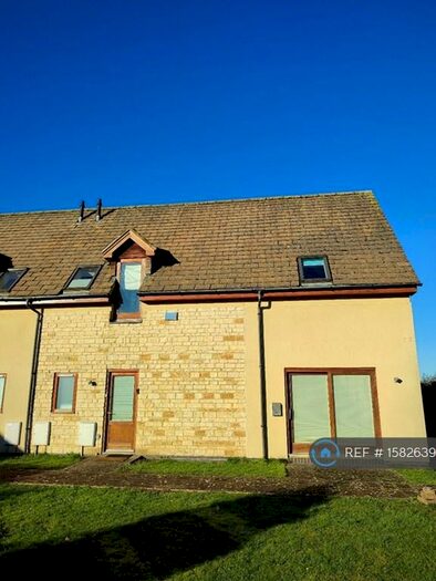 3 Bedroom End Of Terrace House To Rent In Oaksey Park, Oaksey, Malmesbury, SN16