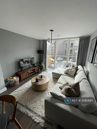 1 Bedroom Flat To Rent In Adenmore Road, London, SE6