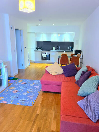 1 Bedroom Apartment To Rent In Lawrence Road, London, N15