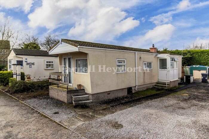 2 Bedroom Bungalow For Sale In Westcliffe Drive, Westgate, Morecambe, LA3