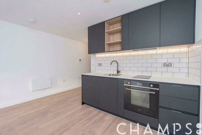 Studio To Rent In Beaufort Square, London, NW9