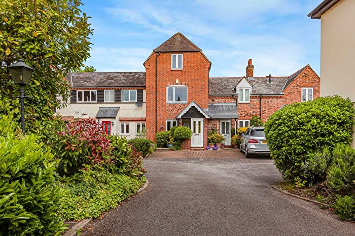 4 Bedroom Terraced House For Sale In Crown Mews, Abingdon, OX14