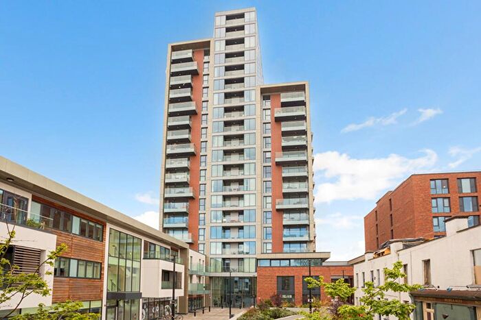 2 Bedroom Flat To Rent In Kitson House, Corsican Square, E3