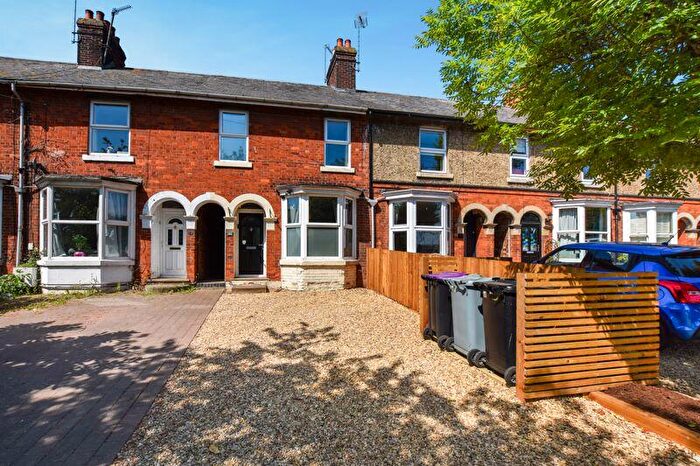 3 Bedroom Terraced House For Sale In Ryhall Road, Stamford, PE9