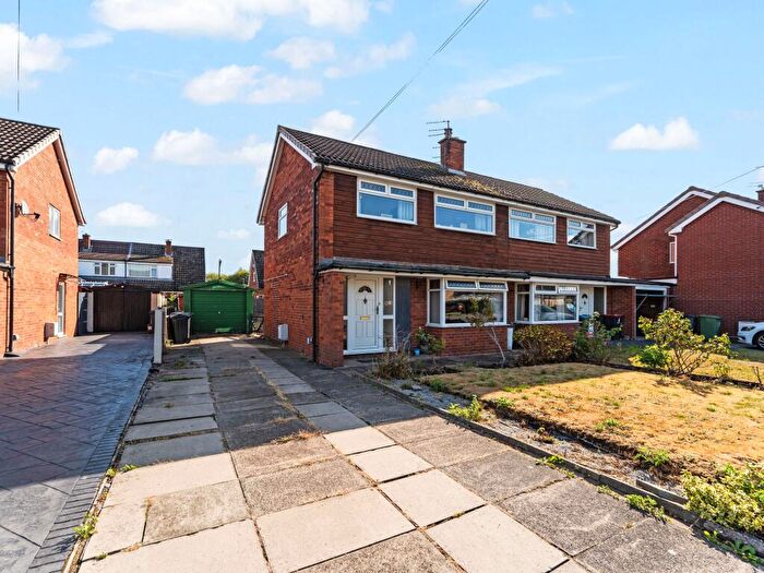3 Bedroom Semi Detached House For Sale In Bollin Avenue, Winsford, CW7