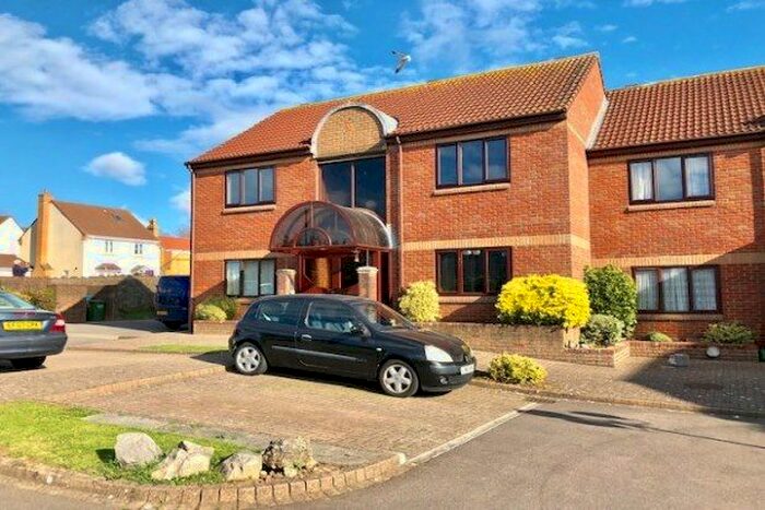 1 Bedroom Flat To Rent In Bush Court, Bristol, BS35