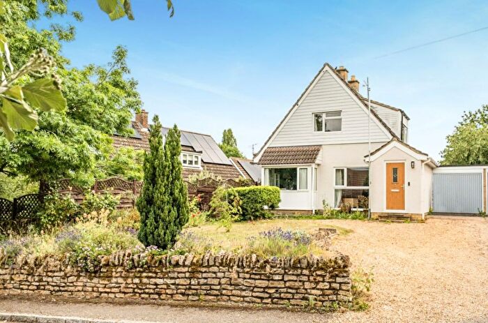 3 Bedroom Detached House For Sale In Park Road, Stevington, Bedford, MK43