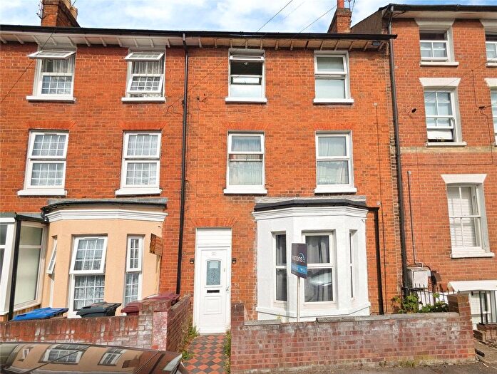 3 Bedroom Terraced House For Sale In Carey Street, Reading, Berkshire, RG1