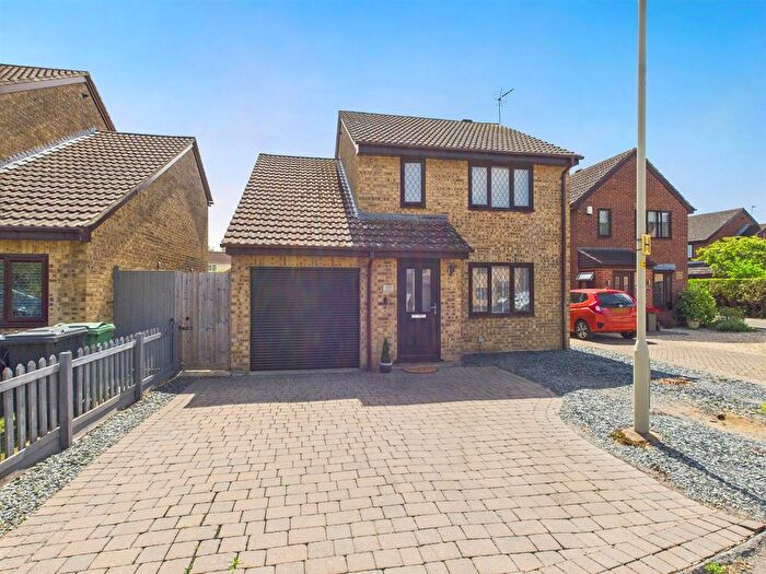 4 Bedroom Detached House For Sale In Alders Green, Longlevens, Gloucester, GL2