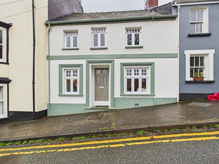 3 Bedroom Town House For Sale In Goat Street, Haverfordwest, SA61