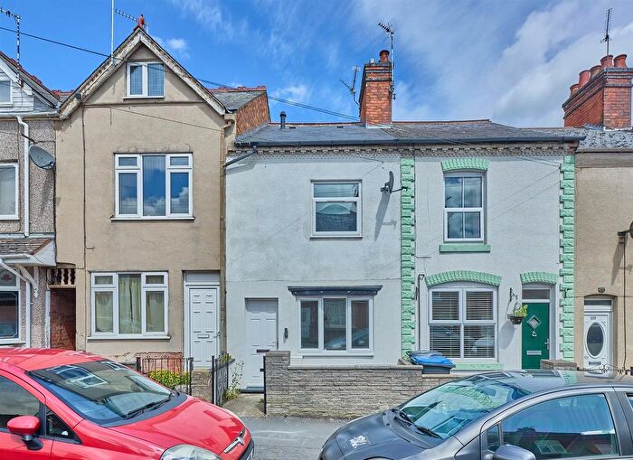 2 Bedroom Terraced House For Sale In Queens Road, Hinckley, LE10