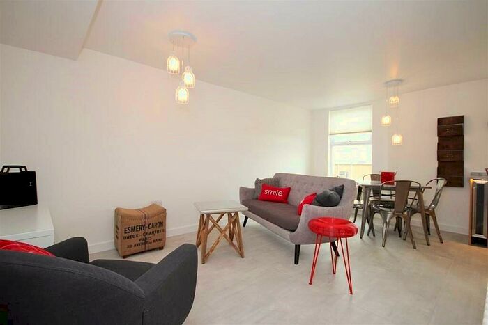 3 Bedroom Penthouse To Rent In Bank Buildings, High Street, Willesden Junction, London, NW10