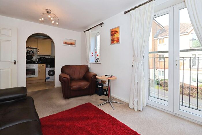 1 Bedroom Flat For Sale In Loxdale Sidings, Bilston, WV14